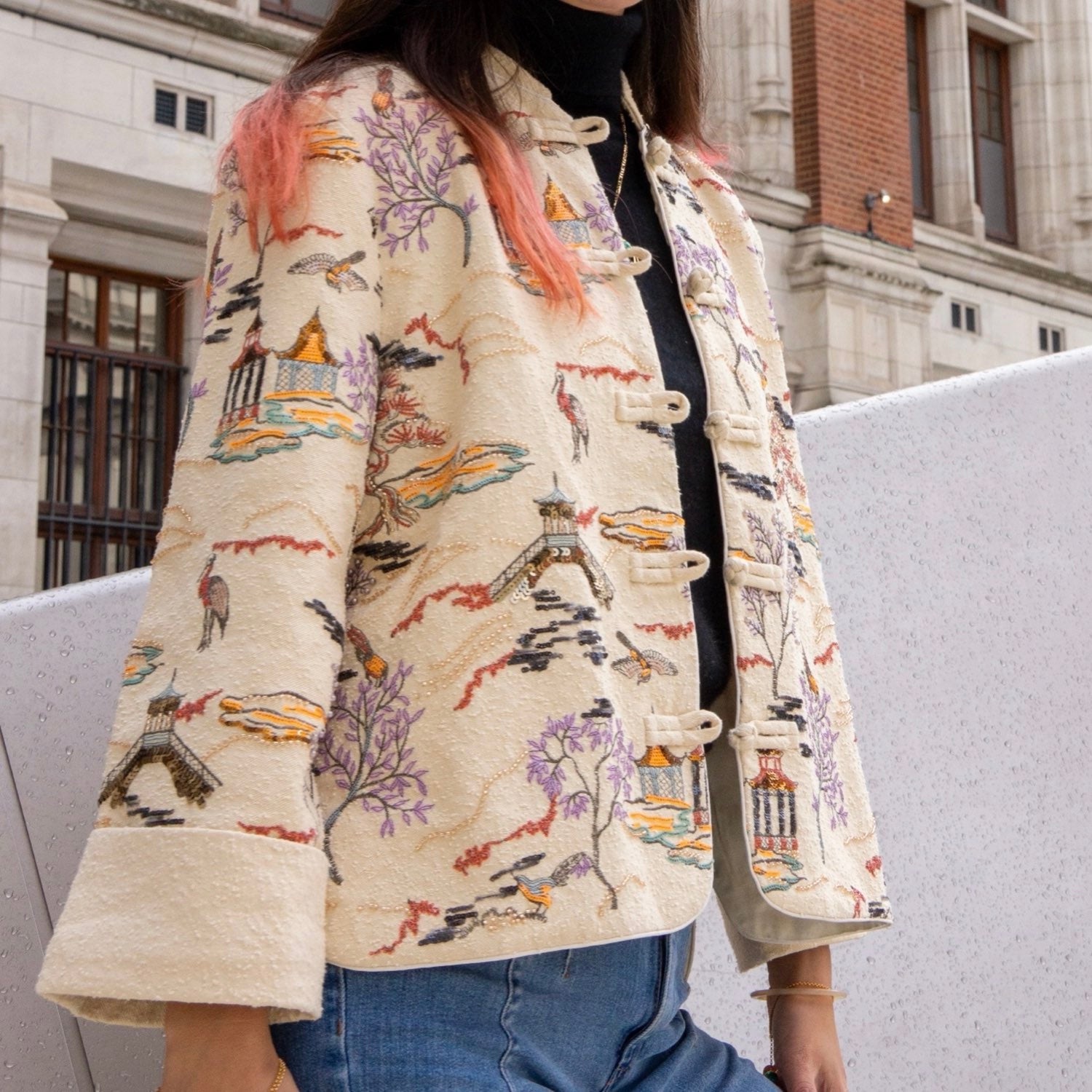 Embroidered Oriental Style Painting Stitching Short Coat All Seasons
