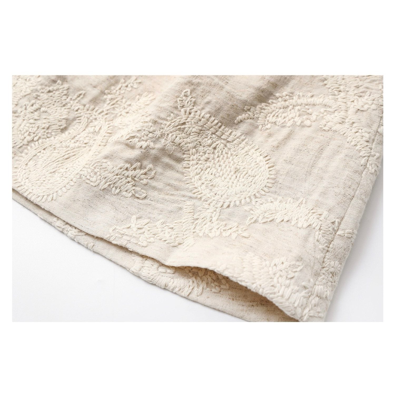 Textured Embroidered Linen-Blend Short Skirt