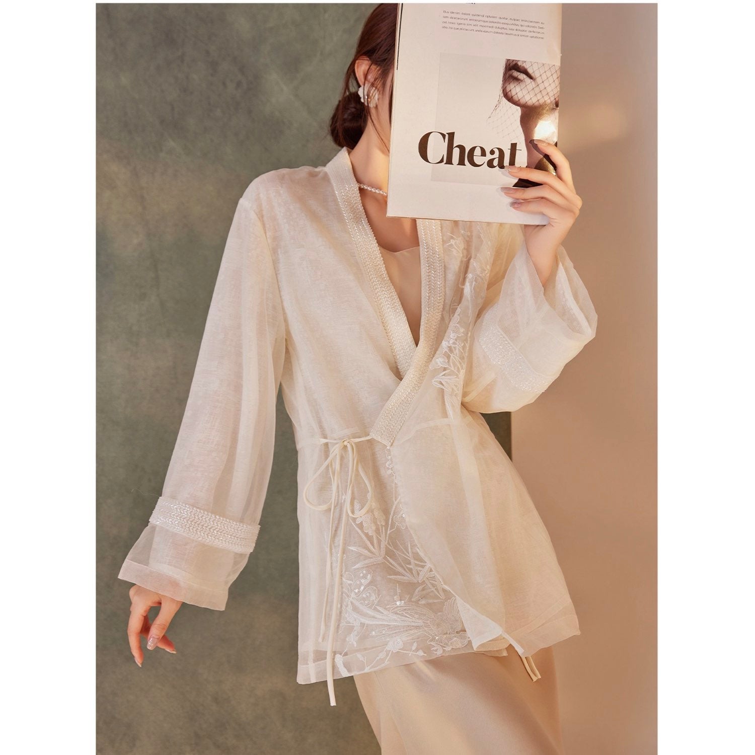 Embroidered Minimal White Floral Cardigan Top