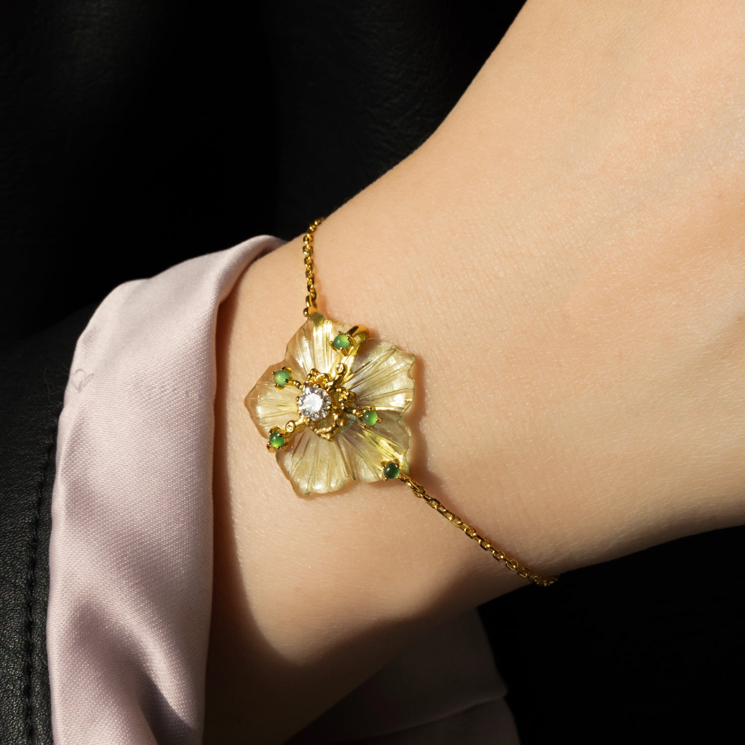 Dewdrop Bloom Floria Diamond Engraved Topaz Jade Adjustable Ring