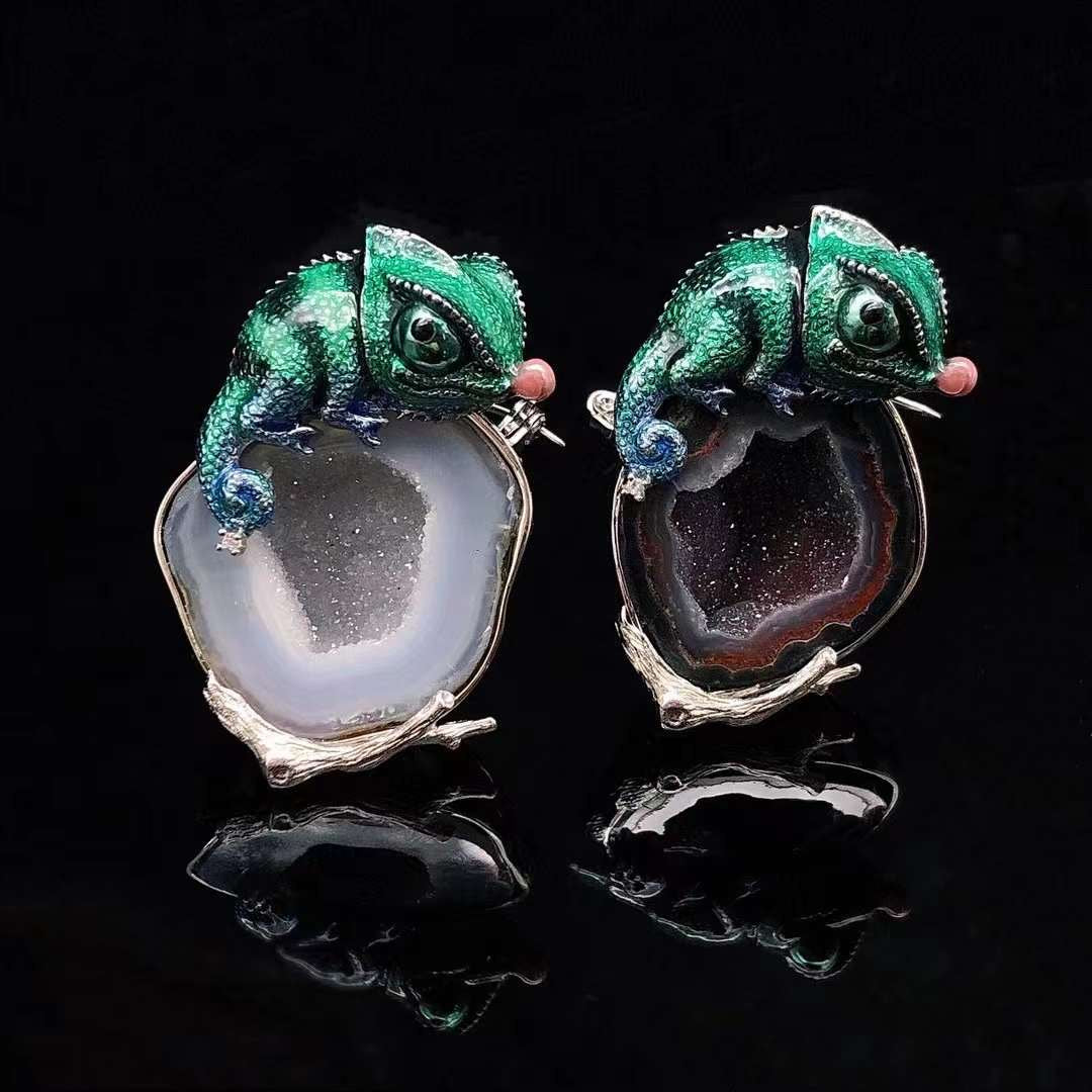 Lizard Enamel Crystal Cave Pendant Necklace