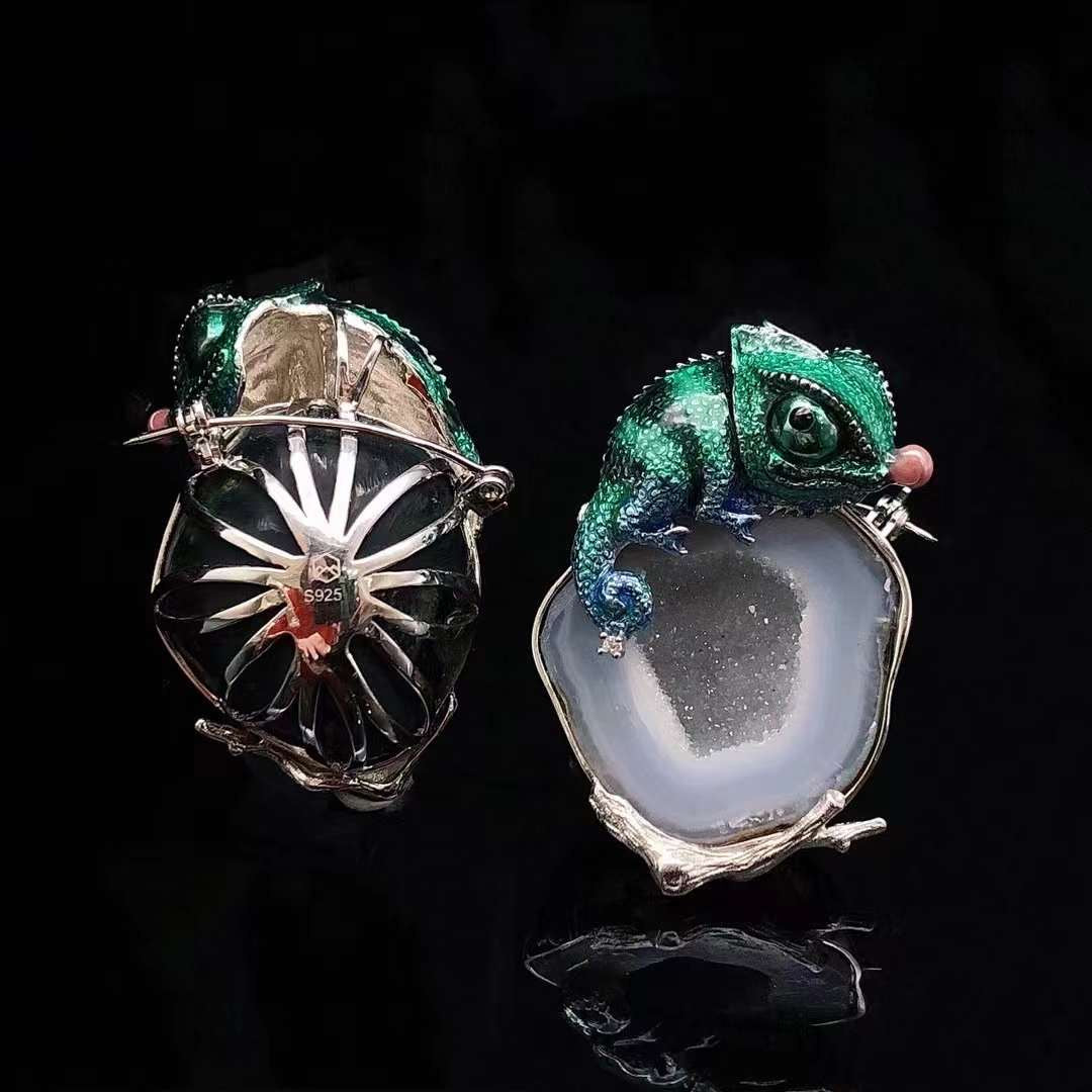 Lizard Enamel Crystal Cave Pendant Necklace