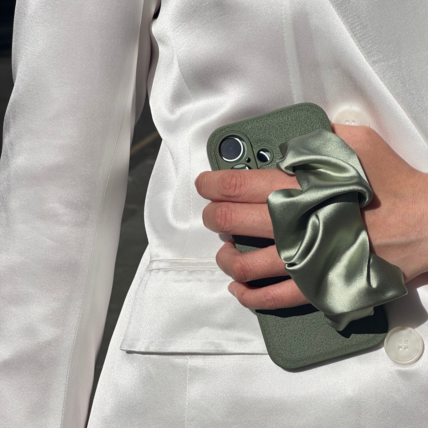 Green Phone Case With Silky Hand Holder
