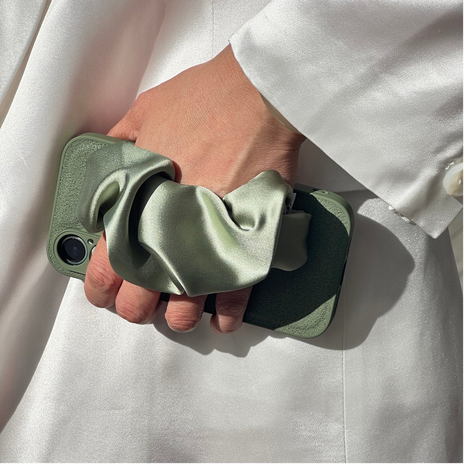 Green Phone Case With Silky Hand Holder