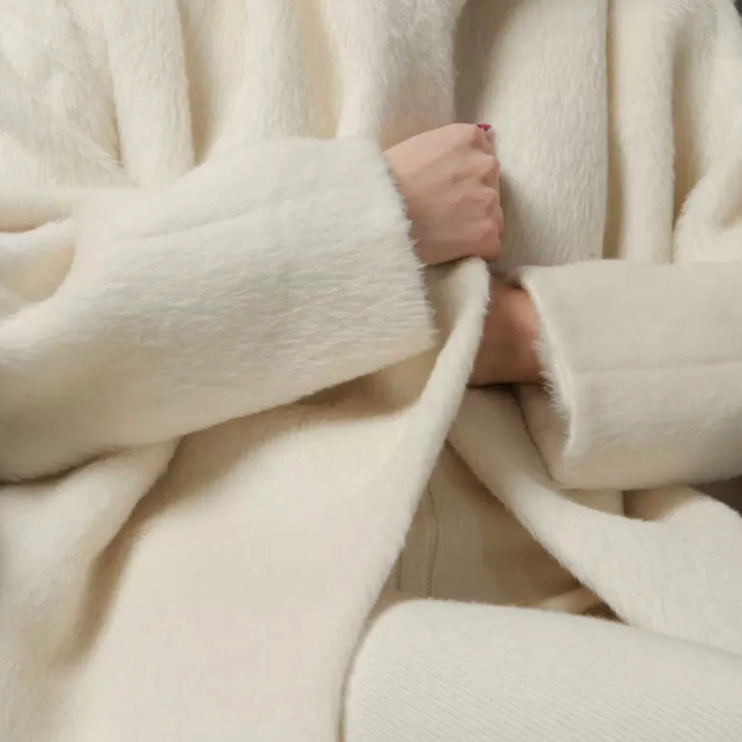 Galaxy Whisper Suri Alpaca Hooded Coat Cape Winter Soft Wool White