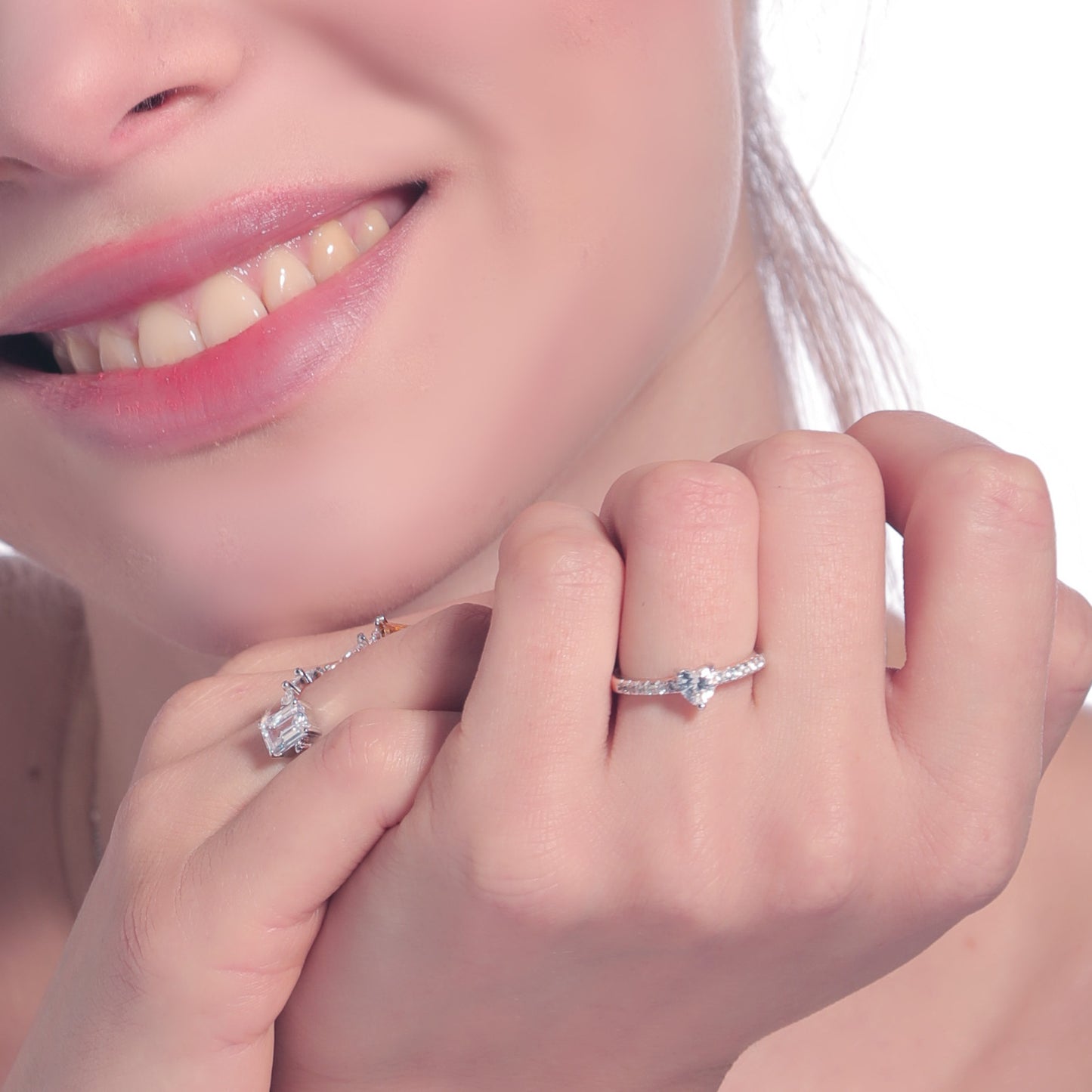 Brilliant Heart Diamond Ring E