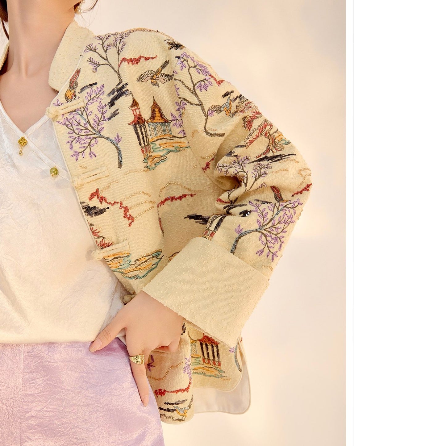 Embroidered Oriental Style Painting Stitching Short Coat All Seasons