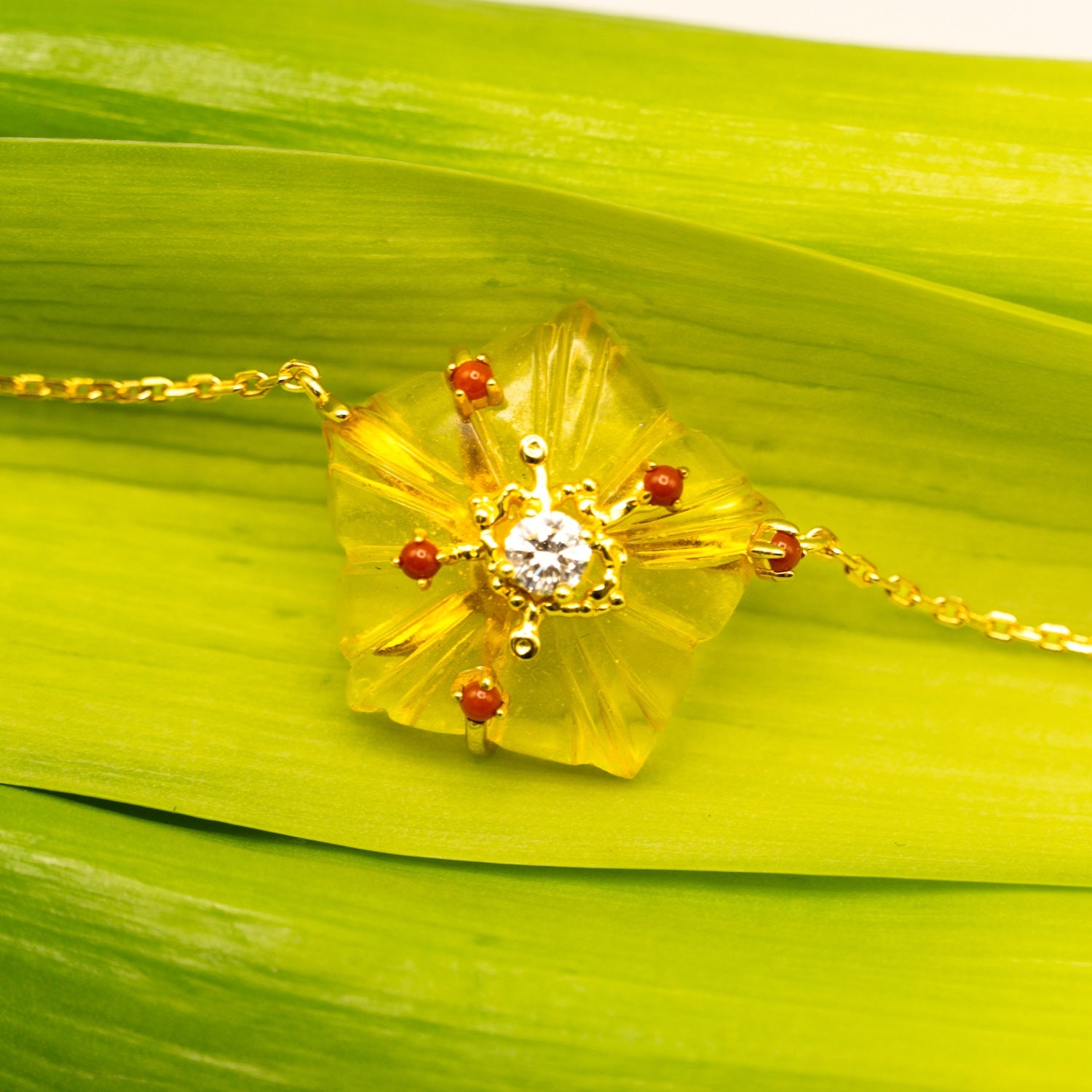 Dewdrop Bloom Floria Diamond Engraved Yellow Citrine Agate Adjustable Bracelet