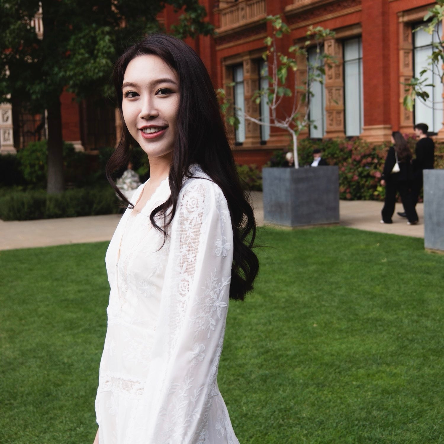 Embroidery Elegant Lance Maxi Dress Cream White