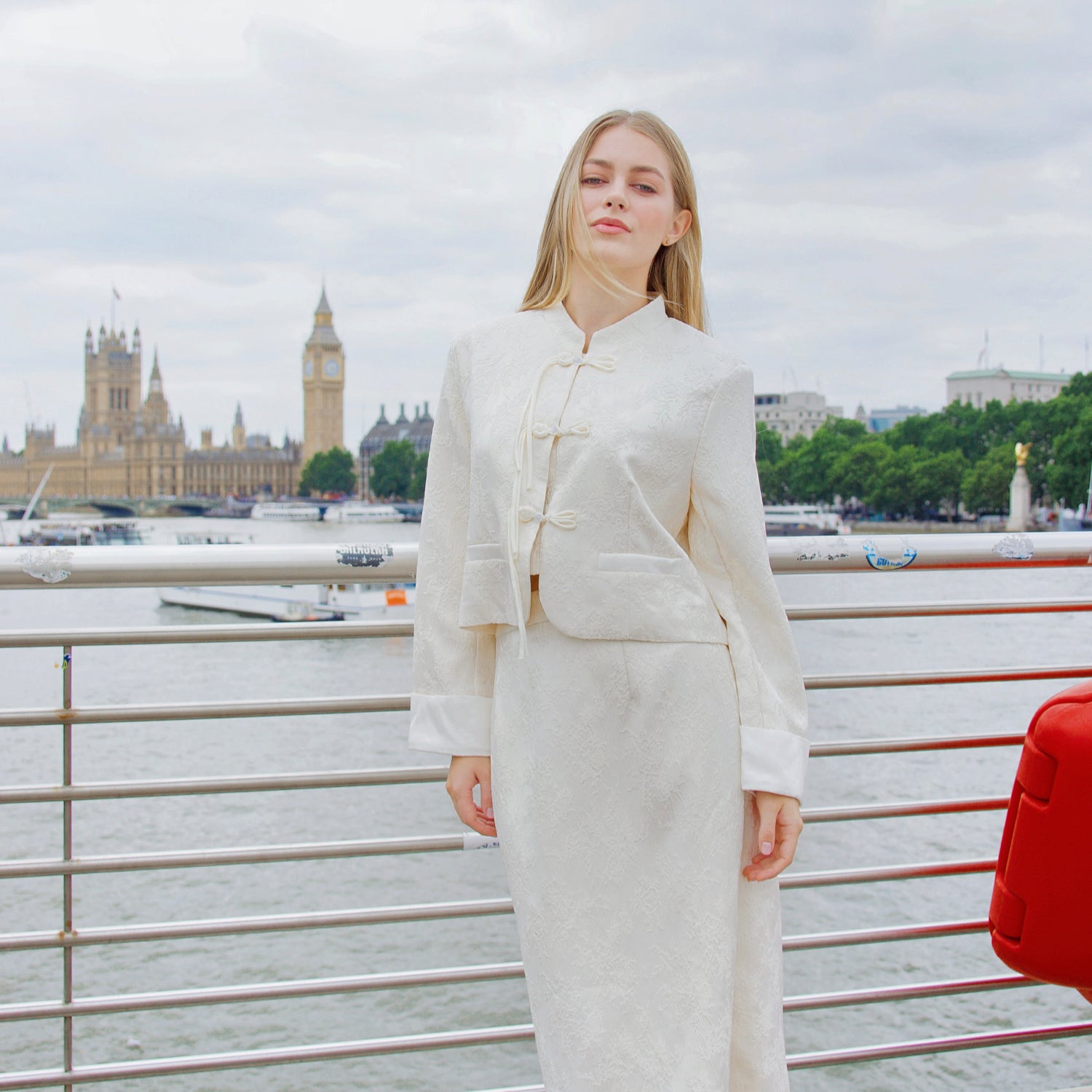 Embroidery Lace Luxury Fabric Suit Top Shirt Suit and Skirt Oversize