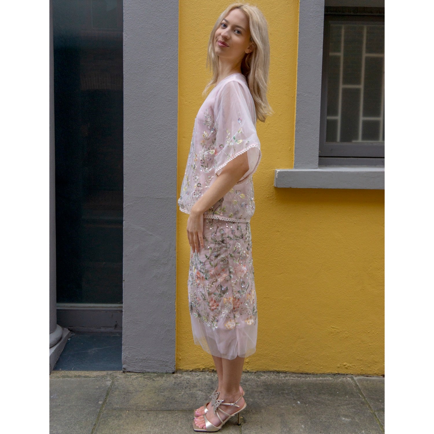 Embroidered 3D Flower Cardigan Dress Top