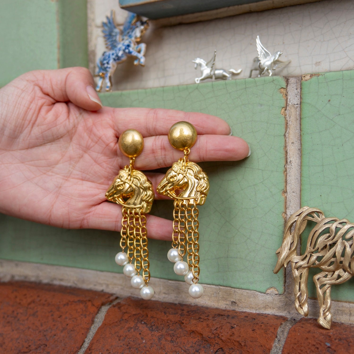 Golden Equestrian Style Horse Earring