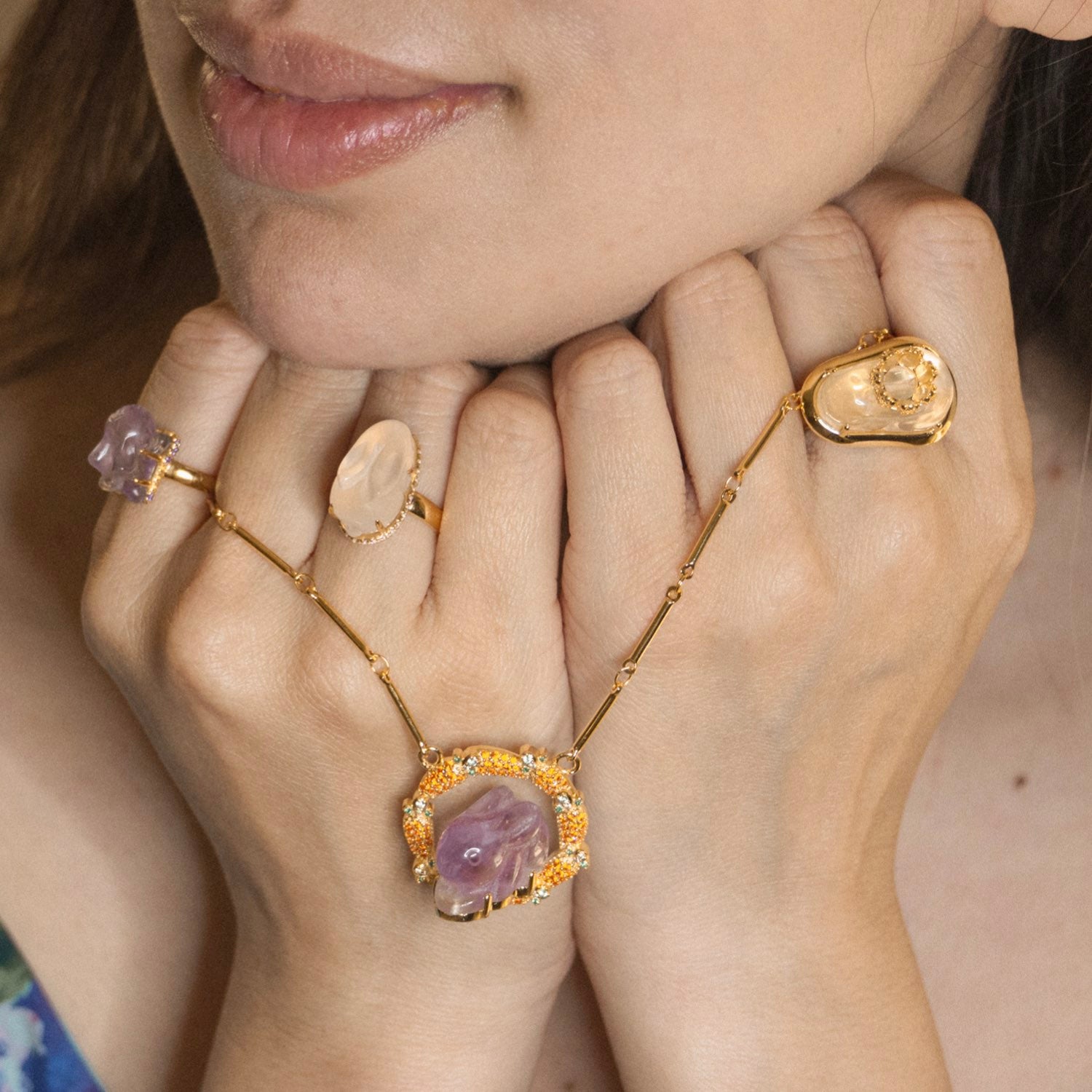 Rabbit Carrot Planet Hand-carved Amethyst Pendant (Adjustable)