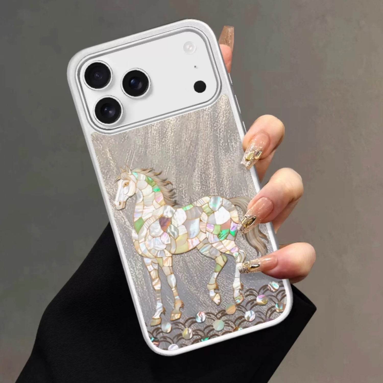 Luxury Mirror Horse White iPhone Case Designer Phone Cover