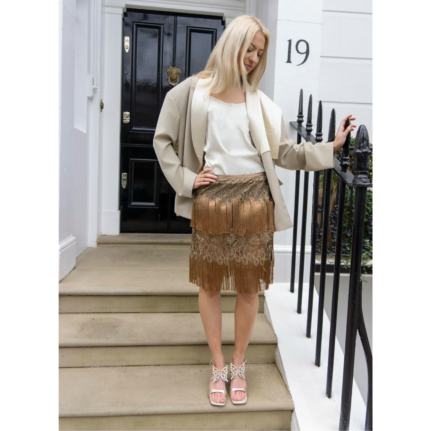 Poetic Embroidery Brown Tassel Outer Layer Floral Patchwork Short Skirt